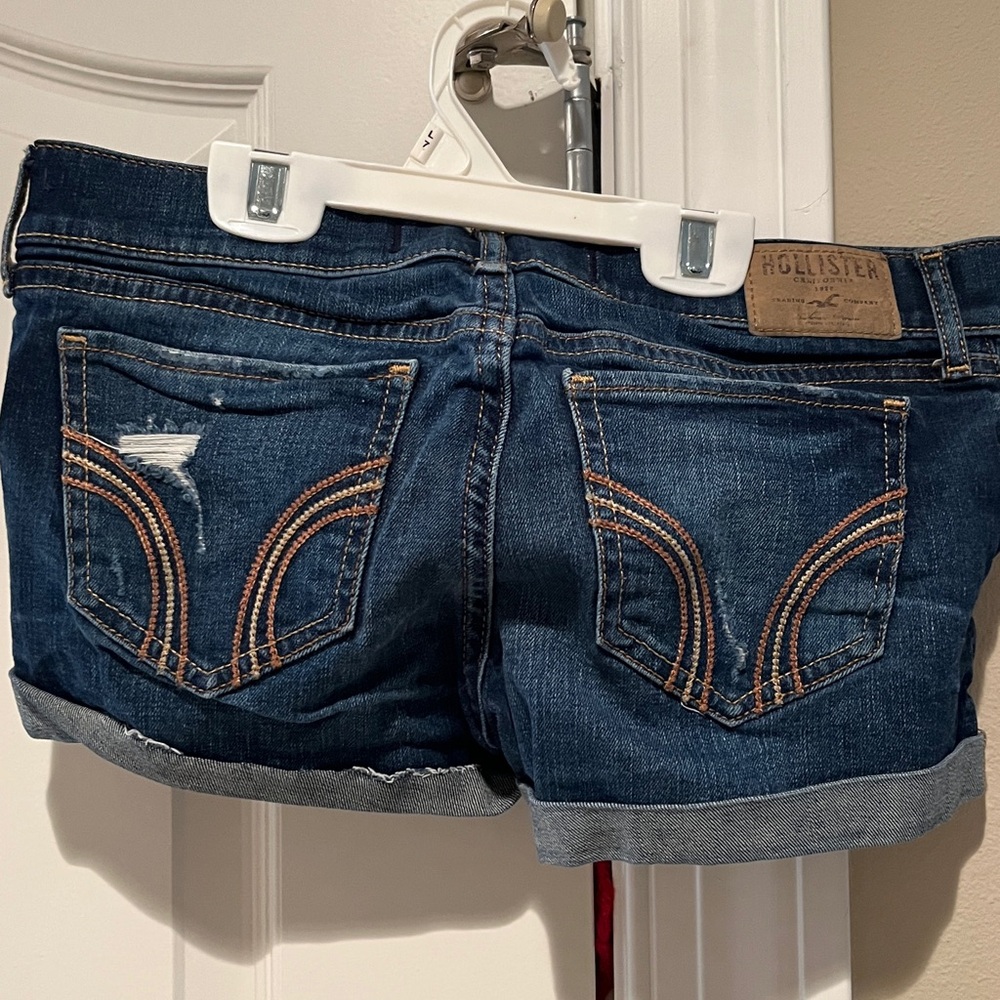Hollister Women's Dark Blue Jean Shorts - Picture 2 of 6